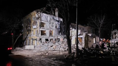 У Краматорську завершили розбирати завали зруйнованого ракетним ударом будинку
