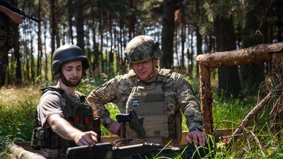 На кордоні з Білоруссю на Волині укріплюють позиції: командувач Об’єднаних сил Сергій Наєв На кордоні з Білоруссю на Волині укріплюють позиції: командувач Об’єднаних сил Сергій Наєв