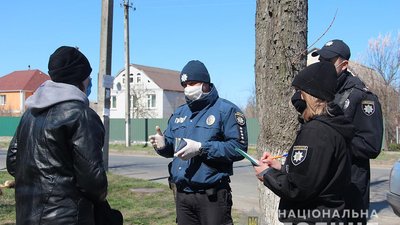 У п'яти містах Житомирщини поліція проводить додаткове патрулювання У п'яти містах Житомирщини поліція проводить додаткове патрулювання