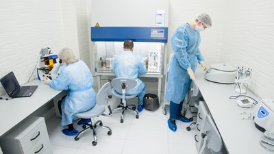 У Запоріжжі науковці відкрили нову лабораторію для дослідження та вирощування клітинних культур У Запоріжжі науковці відкрили нову лабораторію для дослідження та вирощування клітинних культур