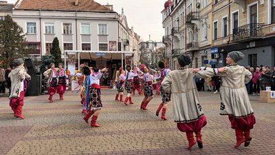 "Мистецький бій за Україну": у Тернополі відзначили День працівників культури