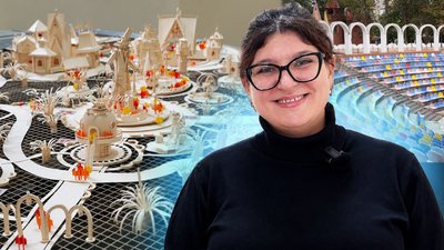 Колаж на якому зображена Катерина Барбаянова і макет дитячого містечка «Казка»