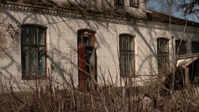 Продали школу, відремонтують старостат: у Кіптівській ОТГ з аукціону продали 100-річну будівлю школи