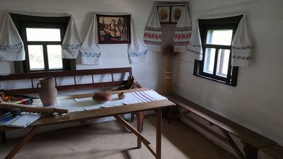 У волинському музеї відновили 150-літню хату