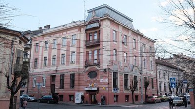 У Чернівецькій громаді підтримали перейменування трьох вулиць, які пов'язані з Росією