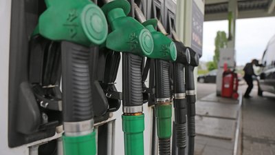 Власник мережі АЗС постачав пальне окупантам на Запоріжжі. Йому повідомили про підозру