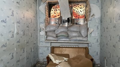Зламали руку та засовували спиці під шкіру: колишній полонений з Ізюма на Харківщині дав свідчення