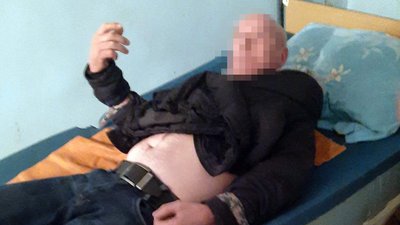 Випив та напав на медиків: у Черкасах поліція затримала чоловіка Випив та напав на медиків: у Черкасах поліція затримала чоловіка