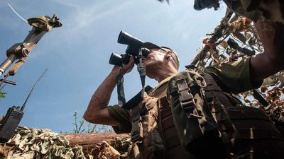 Танки, артилерія, авіація: російські окупанти обстрілюють села Харківщини