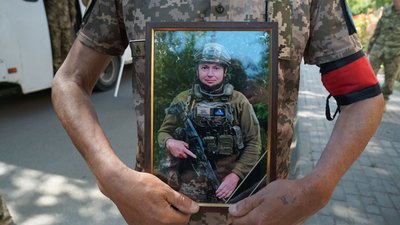 Загиблий Михайло Поздєєв