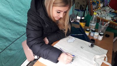 Бібліотекарі Сум влаштували Великодній ярмарок на підтримку ЗСУ Бібліотекарі Сум влаштували Великодній ярмарок на підтримку ЗСУ