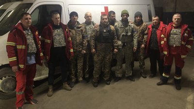 У Житомирі при станції швидкої допомоги працює перший добровольчий мобільний шпиталь