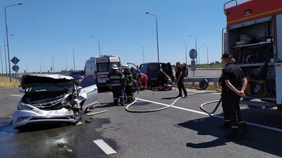 На Дніпропетровщині через ДТП на трасі травмувалось п’ятеро людей На Дніпропетровщині через ДТП на трасі травмувалось п’ятеро людей