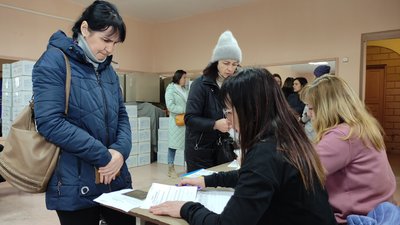 У Щербанівській ТГ на Полтавщині для ВПО роздали грошові талони: що можна купити У Щербанівській ТГ на Полтавщині для ВПО роздали грошові талони: що можна купити