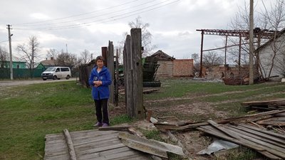 Обстрілювали й грабували хати. Мешканці Бишкіні на Сумщині показали наслідки російської окупації