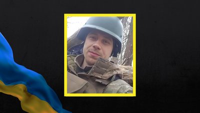 Боєць Євген Пухальський з Великосеверинвіської громади. Боєць Євген Пухальський з Великосеверинвіської громади.