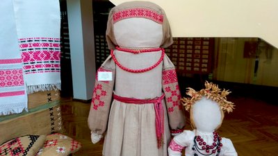 У Рівному проходить всеукраїнський ярмарок-форум, присвячений автентичному одягу У Рівному проходить всеукраїнський ярмарок-форум, присвячений автентичному одягу