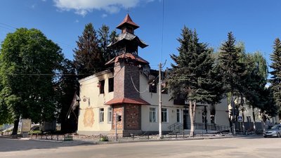 "На війні страждає мирне населення, це аксіома". Вчитель історії з Білопілля розповів про життя під обстрілами "На війні страждає мирне населення, це аксіома". Вчитель історії з Білопілля розповів про життя під обстрілами