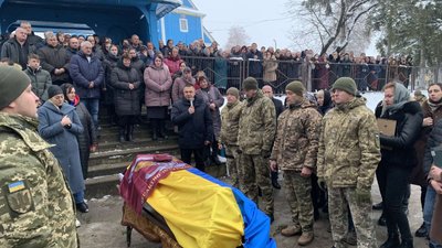 На Тернопільщині попрощалися із загиблими військовослужбовцями На Тернопільщині попрощалися із загиблими військовослужбовцями
