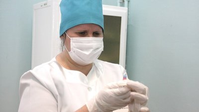 Імунізація під час карантину: як проводять щеплення у херсонських лікарнях Імунізація під час карантину: як проводять щеплення у херсонських лікарнях