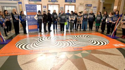 "Придивися": у Вінниці провели акцію до дня боротьби з торгівлею людьми