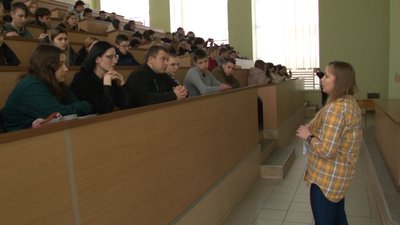 06.12 Студентів навчали домедичній допомозі 06.12 Студентів навчали домедичній допомозі
