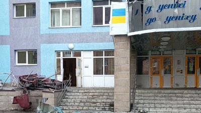 "Хотіла вибігти у підвал, але дуже гучно стало": чергова "пункту незламності" розказала про обстріл Селидового