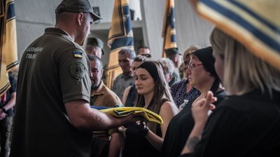 У Києві попрощалися з загиблими бійцями полку Азов Віталієм Красовським та Даниїлом Рибальченком