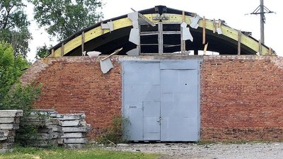 15 червня російські військові обстріляли Глухів на Сумщині, пошкоджено цех з перероблення деревини, є загиблі