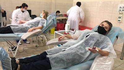Рятувальниці Одещини стали донорками для спортсмена з Южного