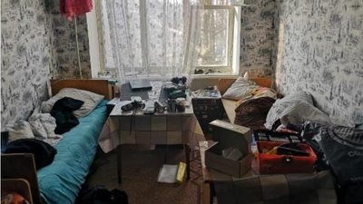 Поліція Херсонської області затримала хлопців, які скоїли низку кримінальних правопорушень Поліція Херсонської області затримала хлопців, які скоїли низку кримінальних правопорушень