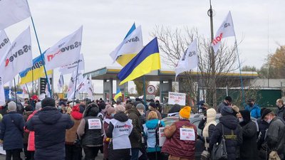 У Кіптях підприємці перекрили трасу Київ-Чернігів.