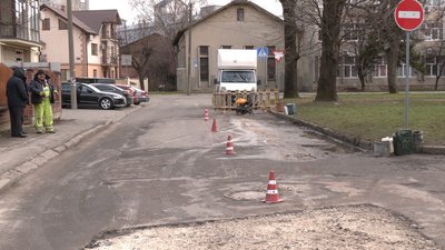 В Івано-Франківську на вулиці Береговій замінять 70-літню каналізацію та водопровід В Івано-Франківську на вулиці Береговій замінять 70-літню каналізацію та водопровід