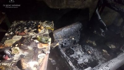 Розпалювали пічку бензином: на Полтавщині двоє людей отримали опіки через пожежу