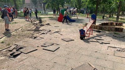 За добу на Миколаївщині російські війська знищили або пошкодили 45 невійськових об’єктів — ОВА