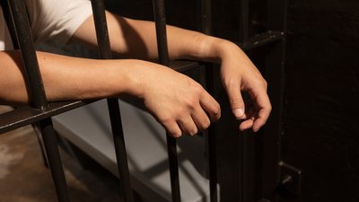 Збив жінку в Ічні на Чернігівщині у грудні 2021: засудили колишнього податківця на 5 років