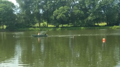 На Житомирщині у ставку потонув 35-річний чоловік – тіло загиблого з води діставали рятувальники На Житомирщині у ставку потонув 35-річний чоловік – тіло загиблого з води діставали рятувальники