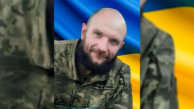 Солдат Роман Корж, який загинув на фронті Солдат Роман Корж, який загинув на фронті