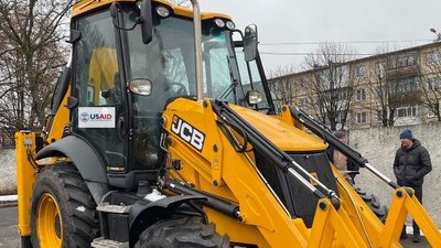 "Вінницяміськтеплоенерго" отримало від американських партнерів генератори та екскаватор "Вінницяміськтеплоенерго" отримало від американських партнерів генератори та екскаватор