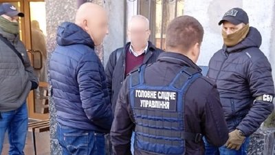 У Хмельницькому правоохоронці затримали адвоката. Що про це відомо