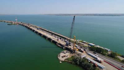 На трасі Київ-Одеса частково обмежили рух автівок: дорогу відкрили лише у напрямку столиці
