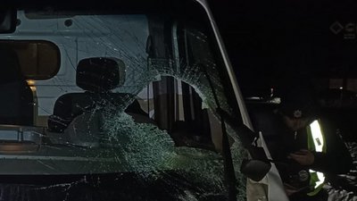 Пошкоджене авто після ДТП у Харкові
