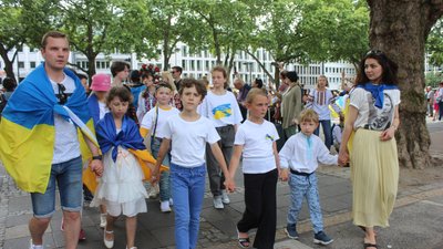 "Щоб про Україну не забували". Харків'яни приєдналися до демонстрації у Німеччині