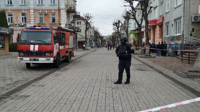 У Луцьку поліція перевіряє повідомлення про замінування ЦНАПу