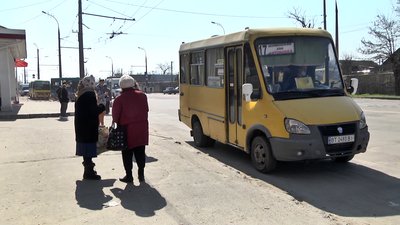 Маршрутки до 23 години у Херсоні: як ставляться до цього водії та жителі обласного центру Маршрутки до 23 години у Херсоні: як ставляться до цього водії та жителі обласного центру