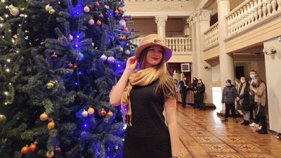 Колекцію "Капелюшки – як у королеви" презентували у Тернополі Колекцію "Капелюшки – як у королеви" презентували у Тернополі