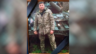 На Чернігівщині попрощалися з військовими На Чернігівщині попрощалися з військовими