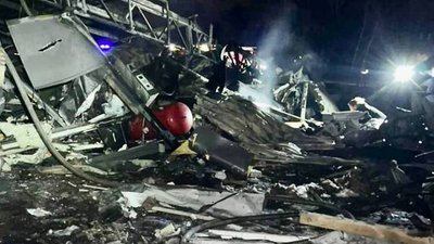 Через ракетний удар по Дніпру сталася пожежа на АЗС: загинули двоє людей, ще троє – поранені