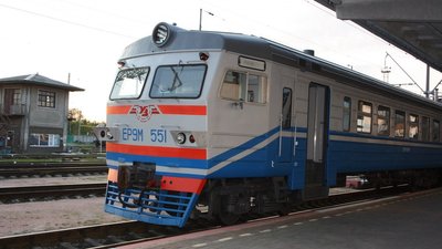 До Помічної не ходять приміські потяги, бо Сміла потрапила у червону зону