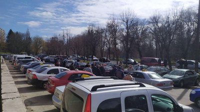 У Луцьку розпочали дезинфікувати таксі У Луцьку розпочали дезинфікувати таксі